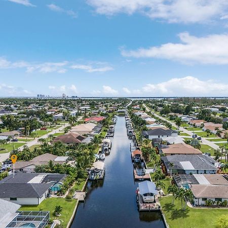 Villa Gulf Access, Kayaks, Heated Pool - Cape By The Ocean - Roelens Cape Coral Exterior foto