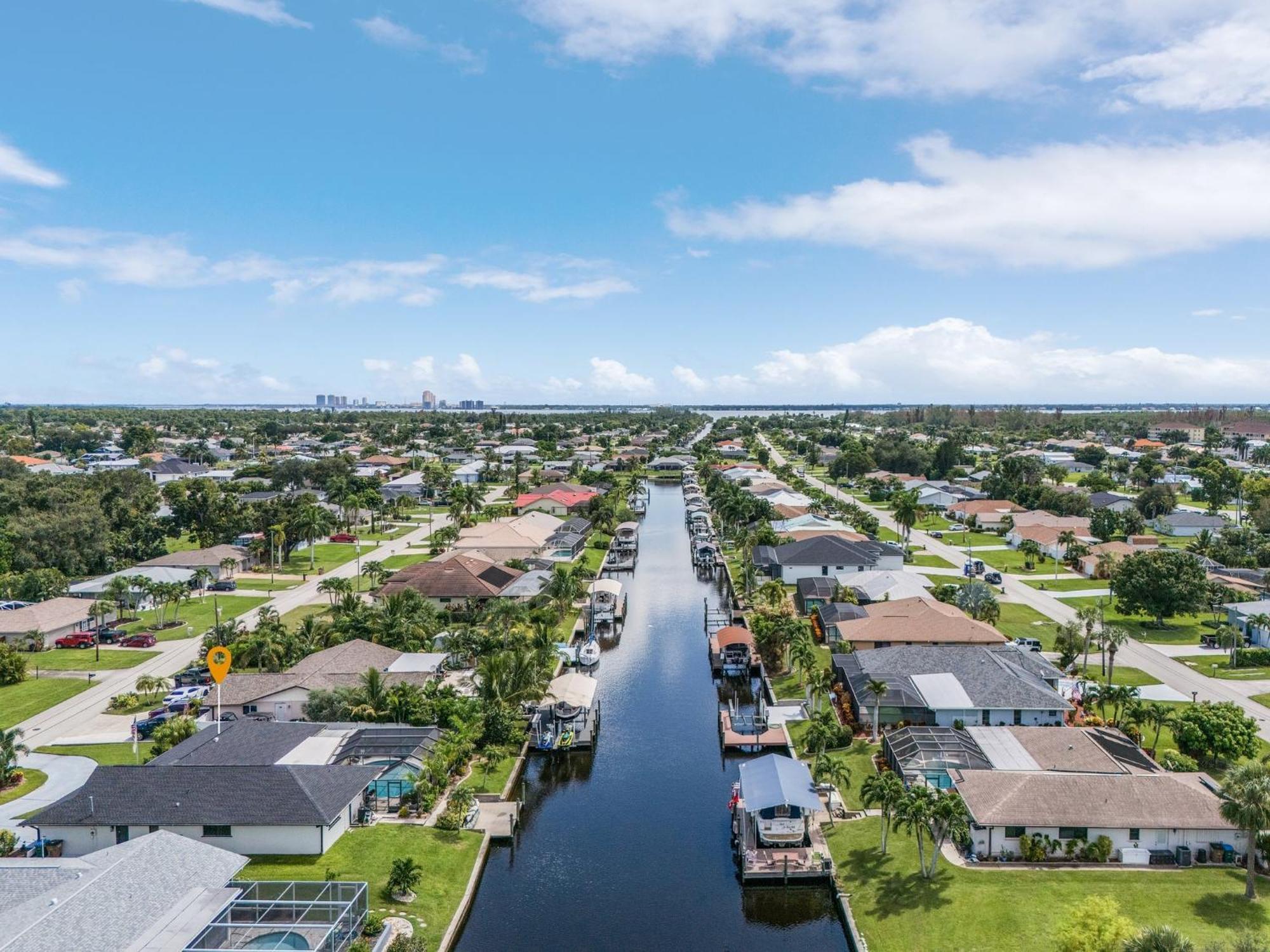 Villa Gulf Access, Kayaks, Heated Pool - Cape By The Ocean - Roelens Cape Coral Exterior foto