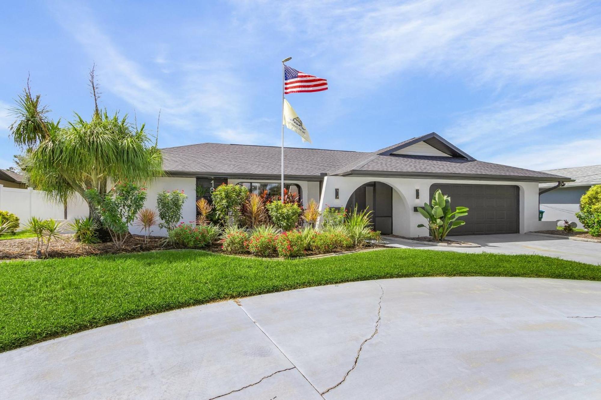 Villa Gulf Access, Kayaks, Heated Pool - Cape By The Ocean - Roelens Cape Coral Exterior foto