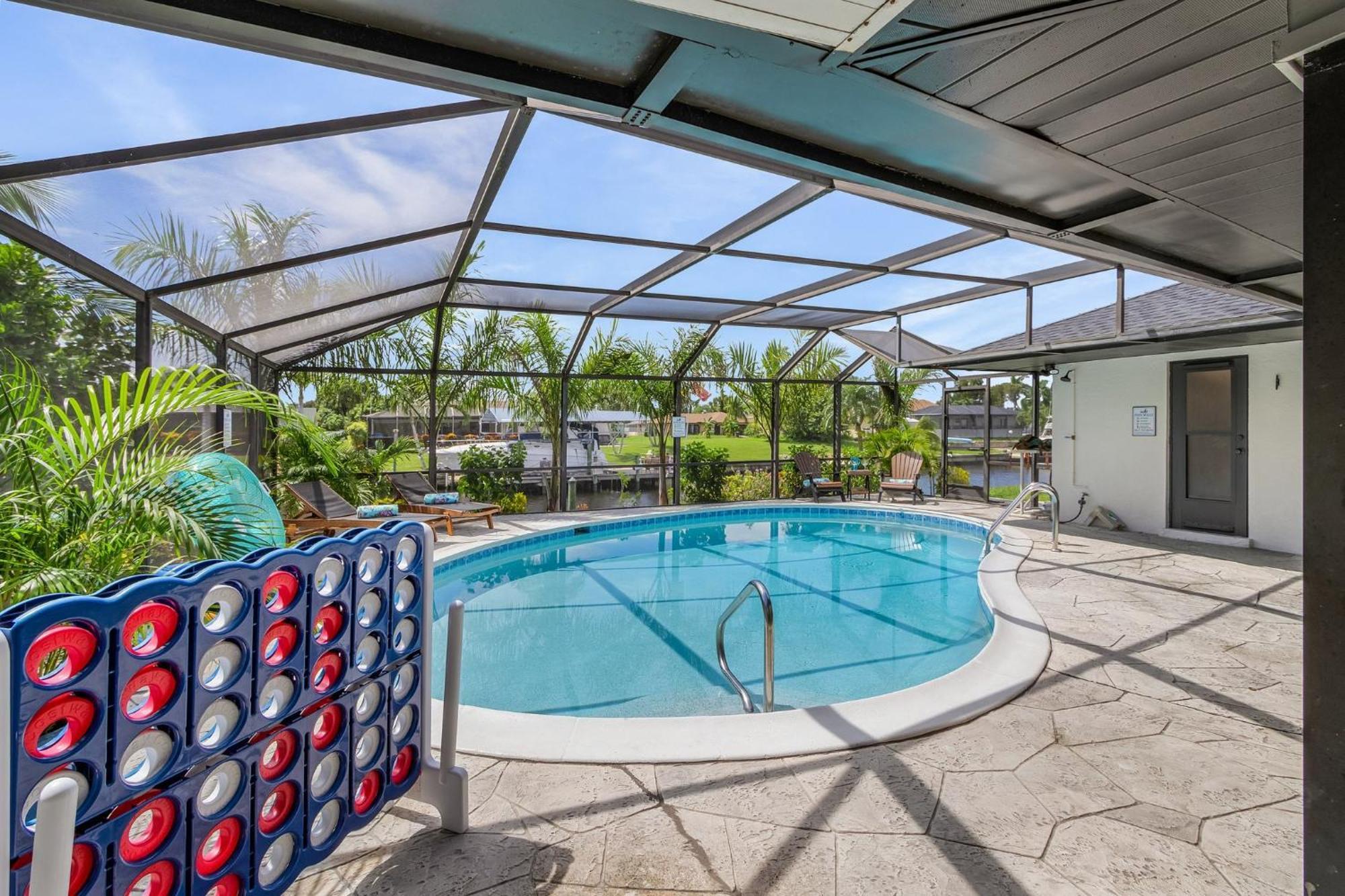 Villa Gulf Access, Kayaks, Heated Pool - Cape By The Ocean - Roelens Cape Coral Exterior foto