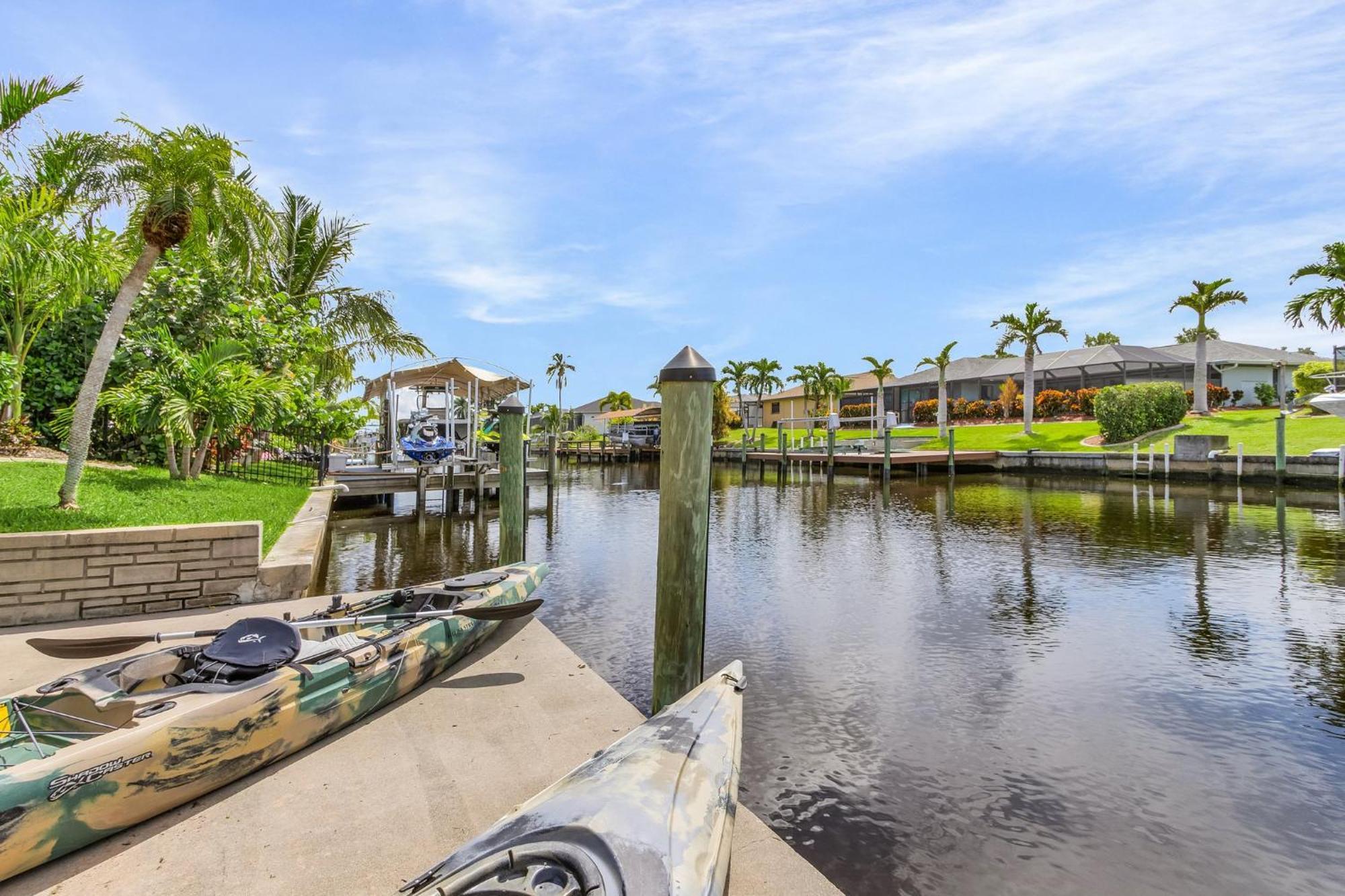 Villa Gulf Access, Kayaks, Heated Pool - Cape By The Ocean - Roelens Cape Coral Exterior foto