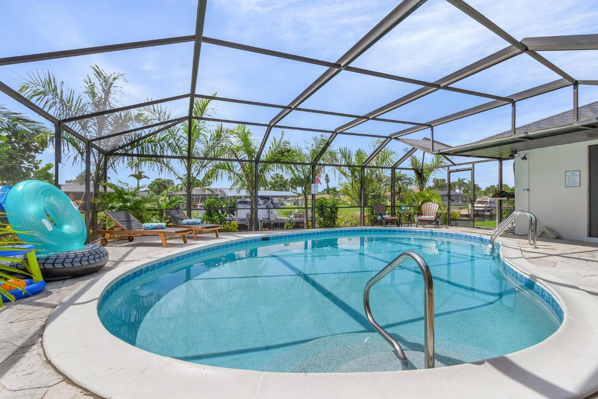 Villa Gulf Access, Kayaks, Heated Pool - Cape By The Ocean - Roelens Cape Coral Exterior foto