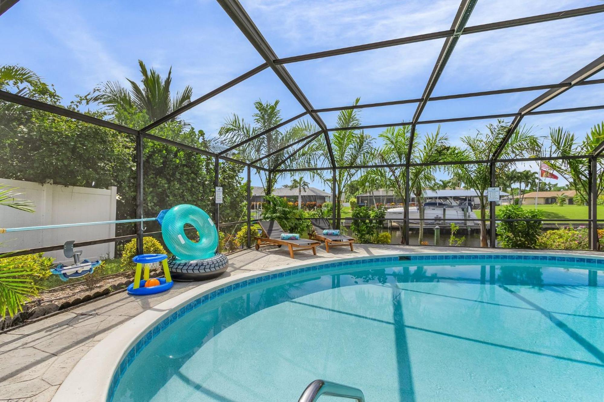 Villa Gulf Access, Kayaks, Heated Pool - Cape By The Ocean - Roelens Cape Coral Exterior foto