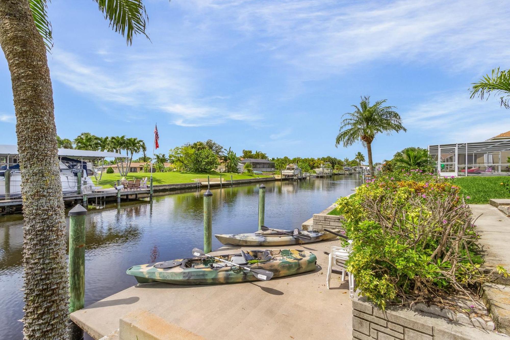 Villa Gulf Access, Kayaks, Heated Pool - Cape By The Ocean - Roelens Cape Coral Exterior foto