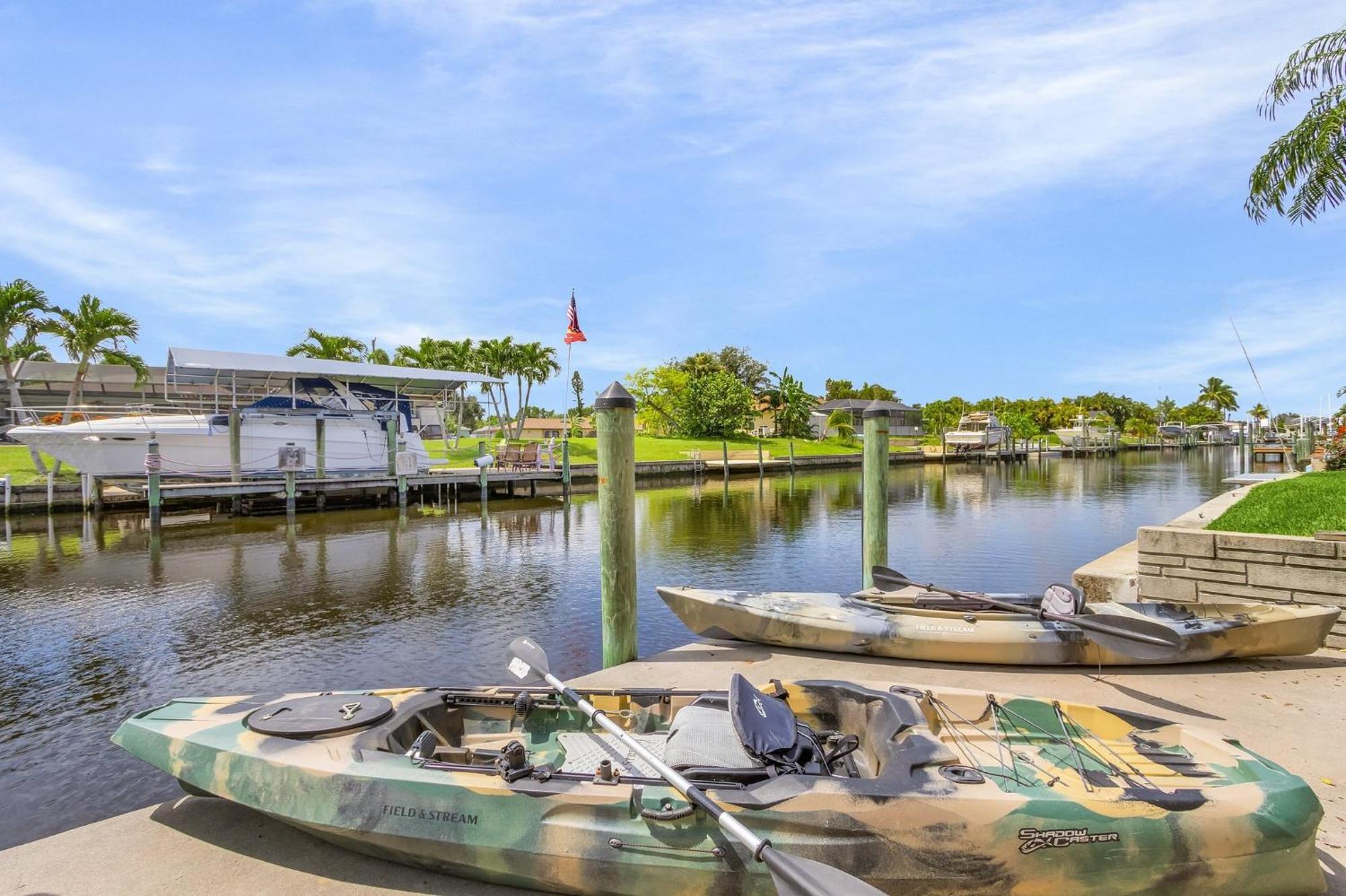 Villa Gulf Access, Kayaks, Heated Pool - Cape By The Ocean - Roelens Cape Coral Exterior foto