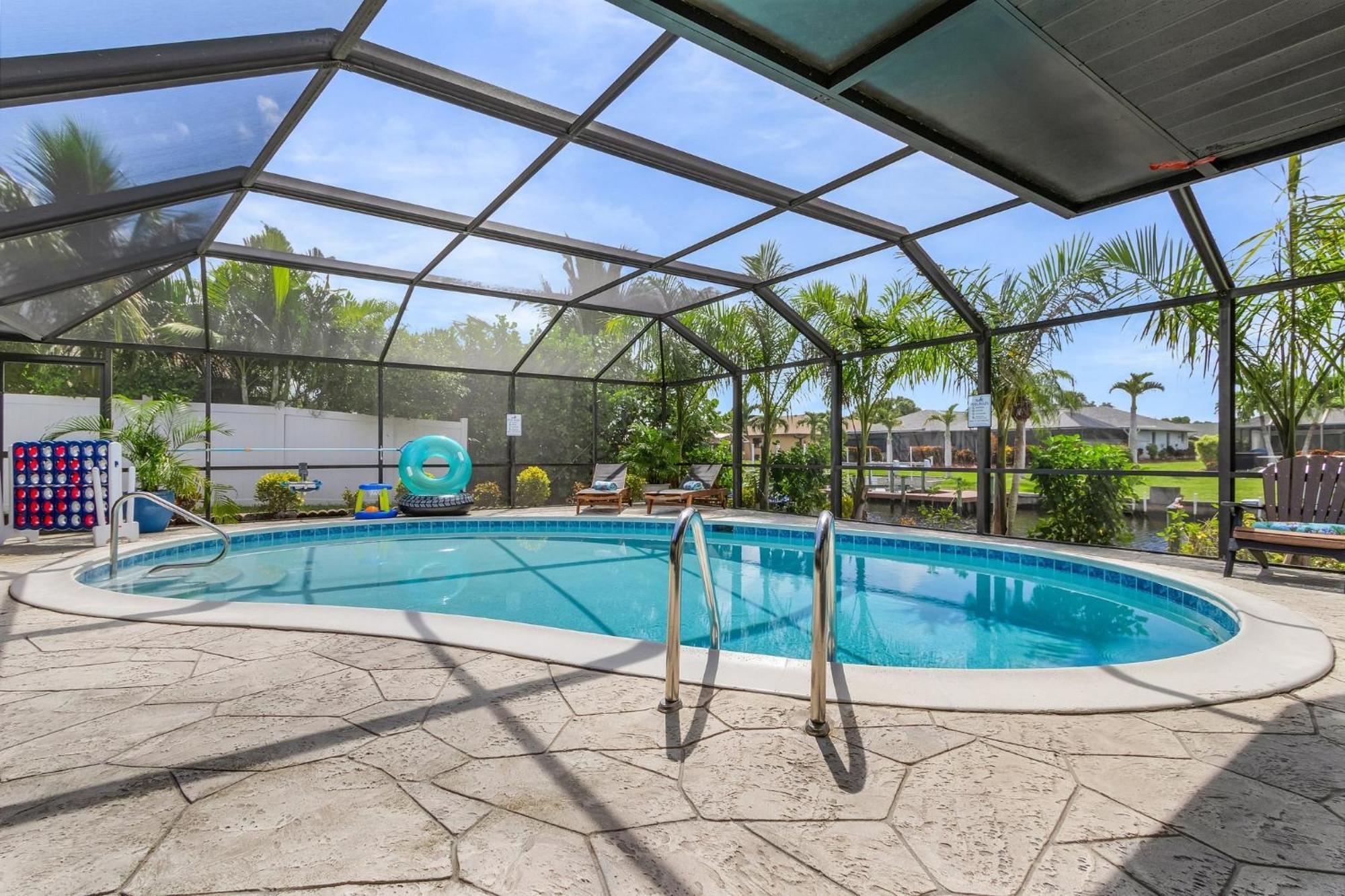 Villa Gulf Access, Kayaks, Heated Pool - Cape By The Ocean - Roelens Cape Coral Exterior foto